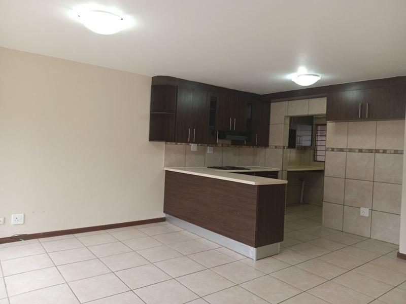 2 Bedroom Property for Sale in Greenhills Gauteng