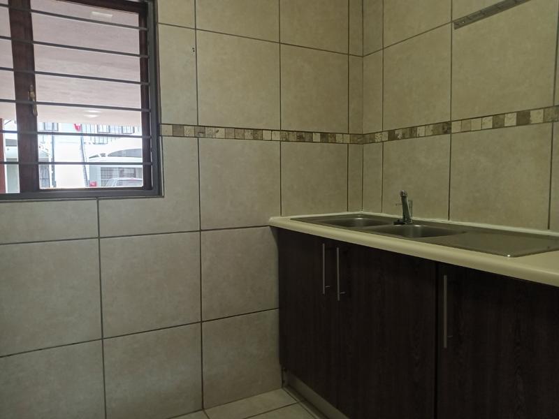 2 Bedroom Property for Sale in Greenhills Gauteng