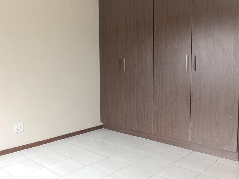 2 Bedroom Property for Sale in Greenhills Gauteng