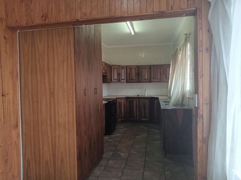 4 Bedroom Property for Sale in Helikonpark Gauteng