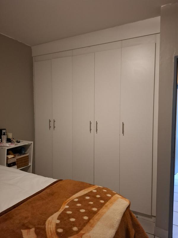 2 Bedroom Property for Sale in Rooihuiskraal North Gauteng
