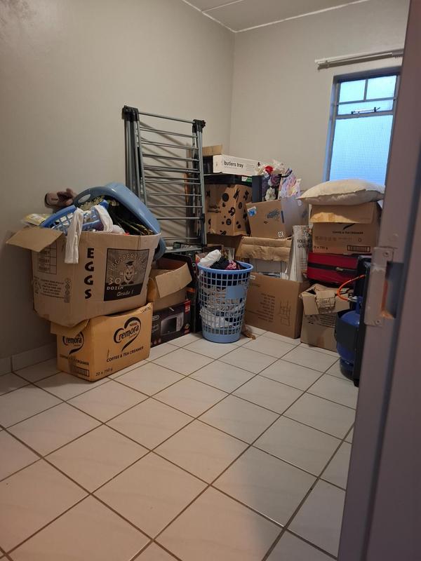 2 Bedroom Property for Sale in Rooihuiskraal North Gauteng