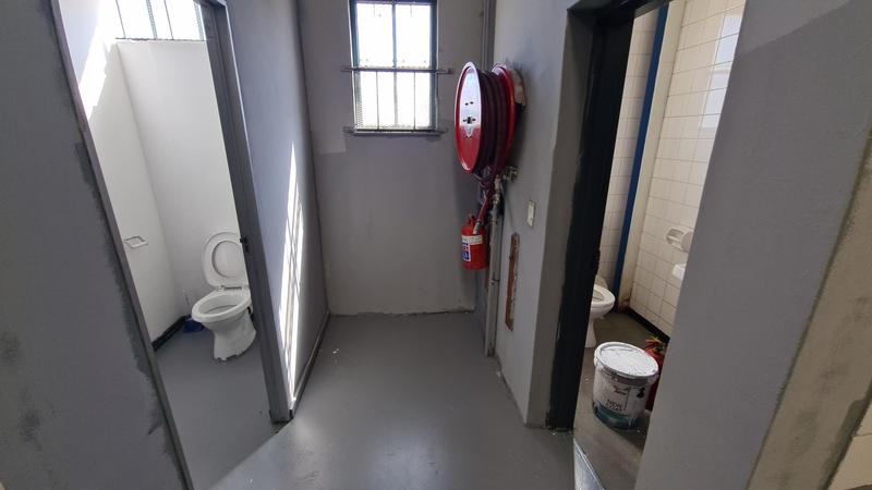 To Let Commercial Property for Rent in Halfway House Gauteng