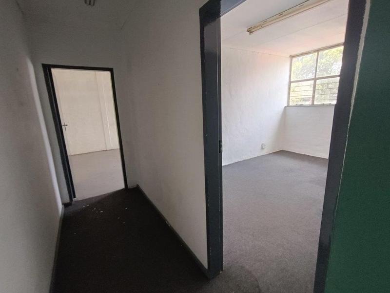 To Let Commercial Property for Rent in Robertville Gauteng