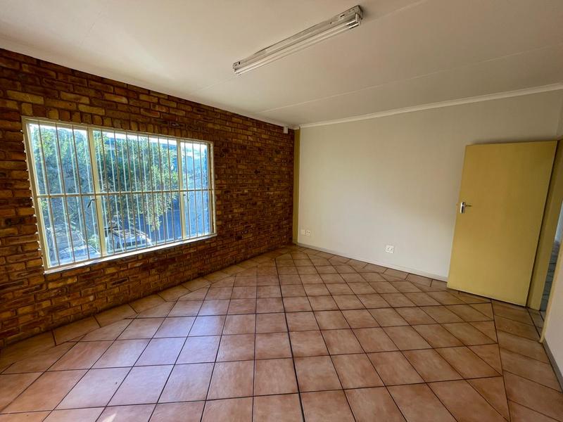 To Let Commercial Property for Rent in Hennopspark Gauteng