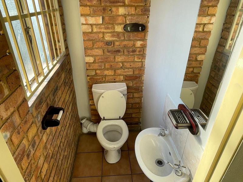 To Let Commercial Property for Rent in Hennopspark Gauteng