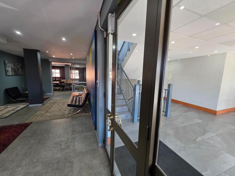 To Let Commercial Property for Rent in Nieuw Muckleneuk Gauteng