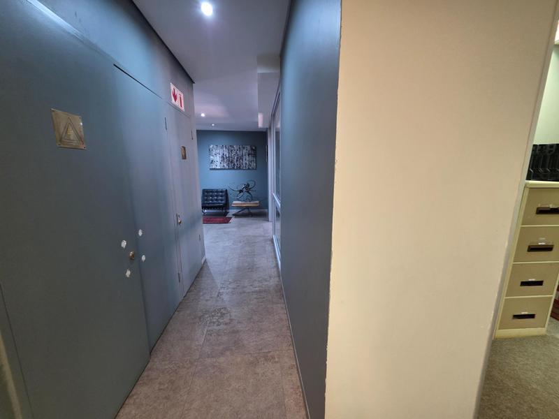 To Let Commercial Property for Rent in Nieuw Muckleneuk Gauteng