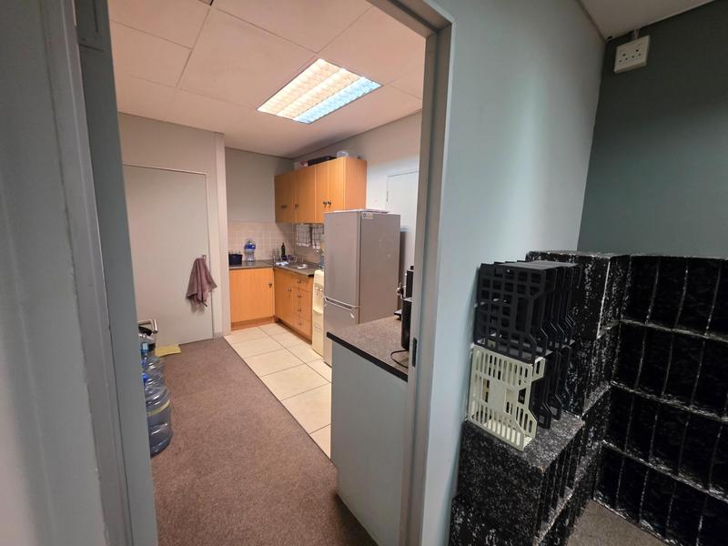 To Let Commercial Property for Rent in Nieuw Muckleneuk Gauteng