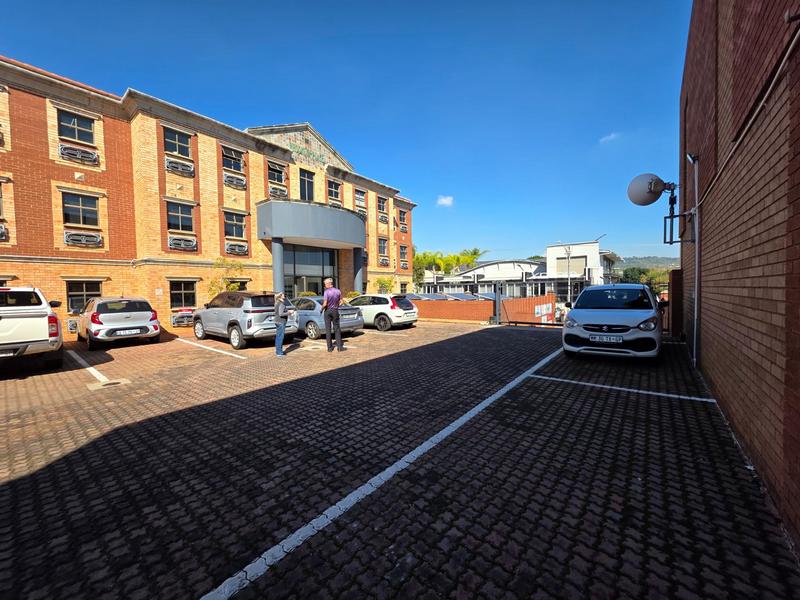To Let Commercial Property for Rent in Nieuw Muckleneuk Gauteng