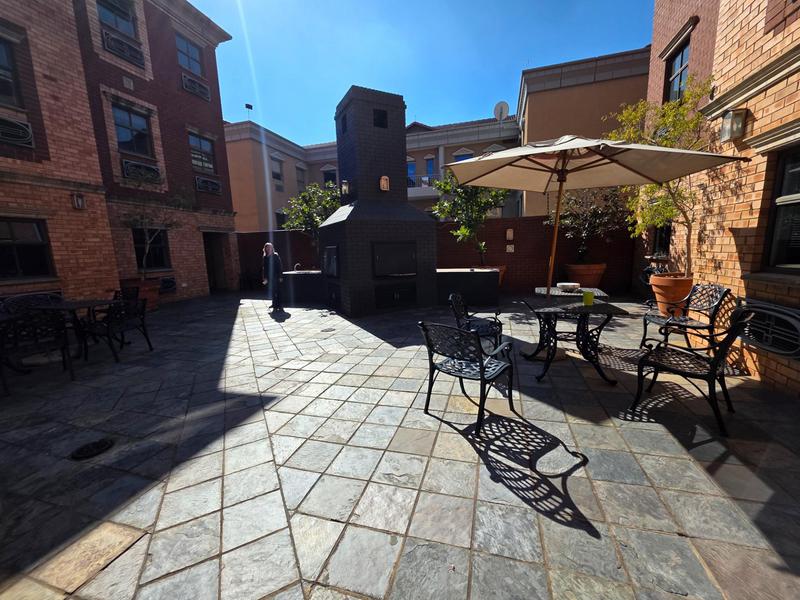 To Let Commercial Property for Rent in Nieuw Muckleneuk Gauteng