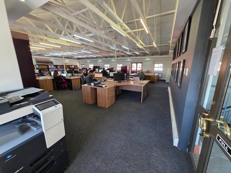 To Let Commercial Property for Rent in Nieuw Muckleneuk Gauteng