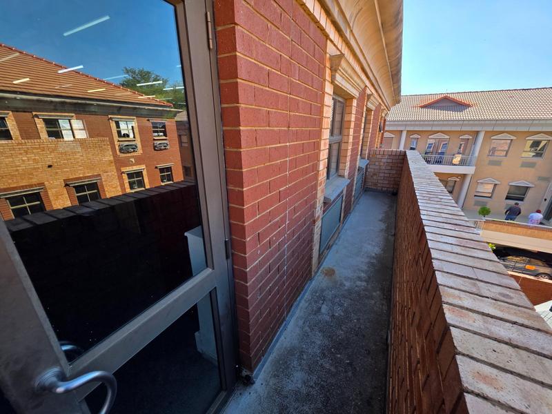 To Let Commercial Property for Rent in Nieuw Muckleneuk Gauteng