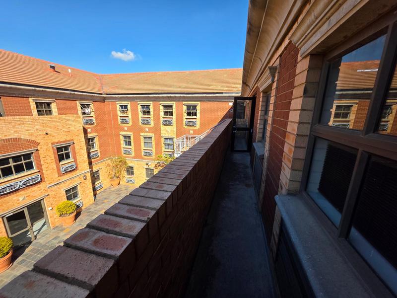 To Let Commercial Property for Rent in Nieuw Muckleneuk Gauteng