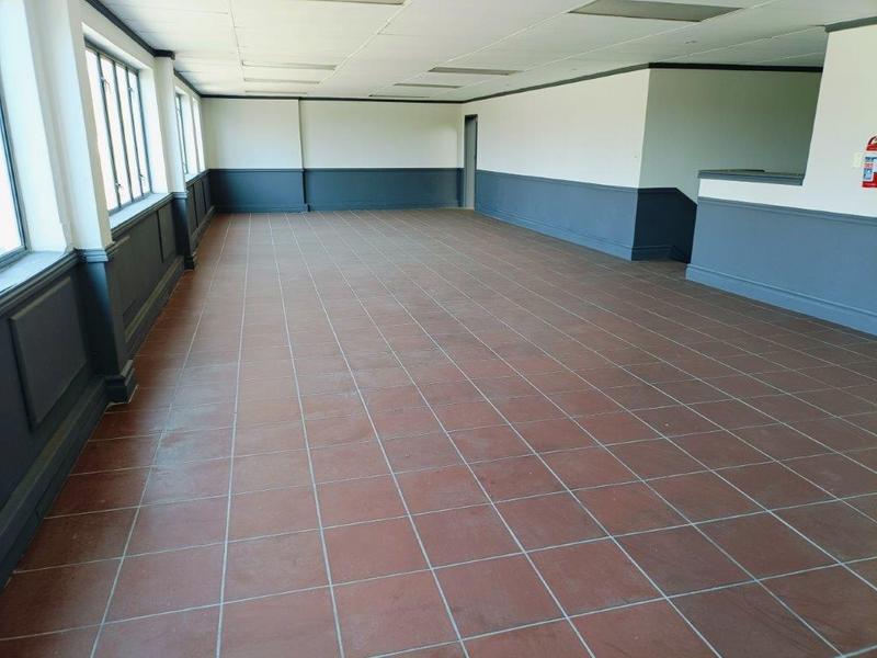 To Let Commercial Property for Rent in Randjespark Gauteng