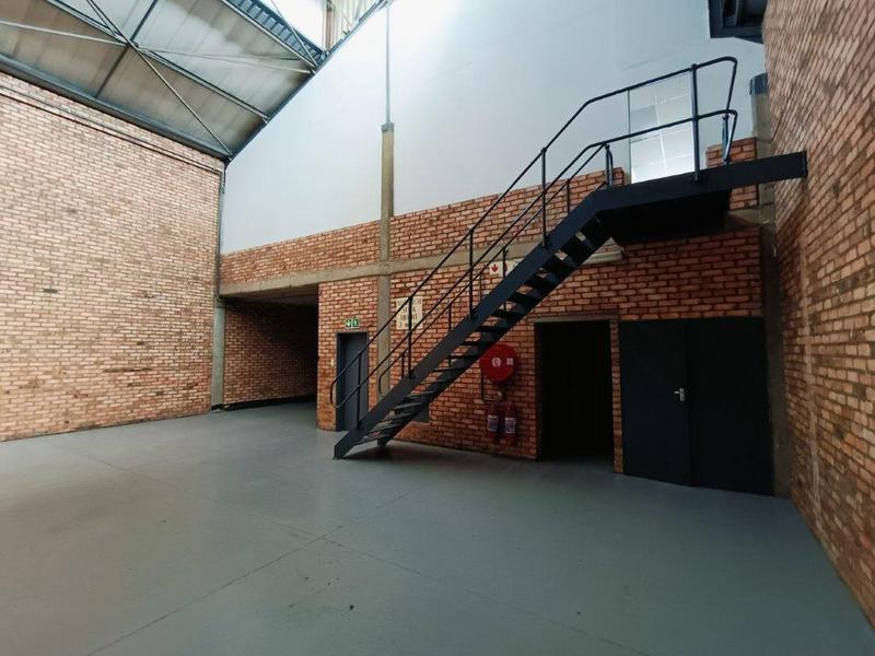 To Let Commercial Property for Rent in Randjespark Gauteng