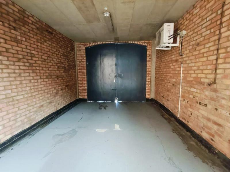 To Let Commercial Property for Rent in Randjespark Gauteng