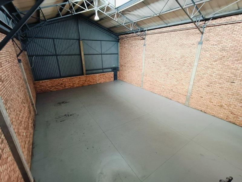 To Let Commercial Property for Rent in Randjespark Gauteng
