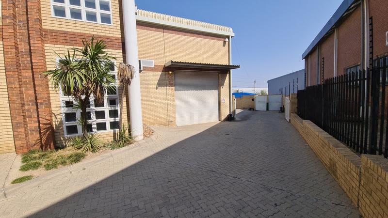 To Let Commercial Property for Rent in Corporate Park Gauteng