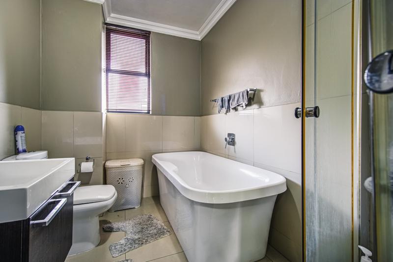1 Bedroom Property for Sale in Solheim Gauteng