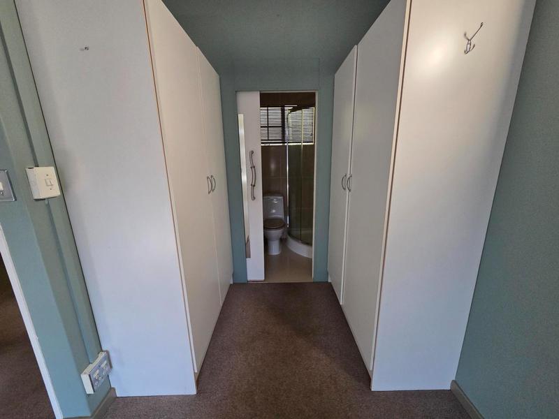 3 Bedroom Property for Sale in La Montagne Gauteng