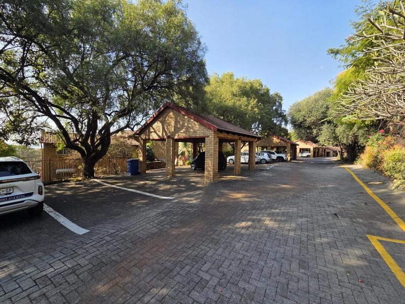 3 Bedroom Property for Sale in La Montagne Gauteng