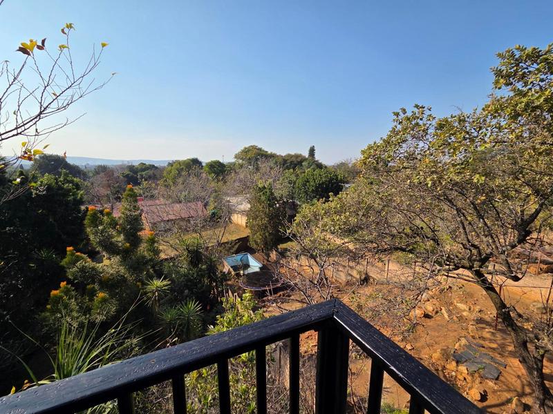 3 Bedroom Property for Sale in La Montagne Gauteng