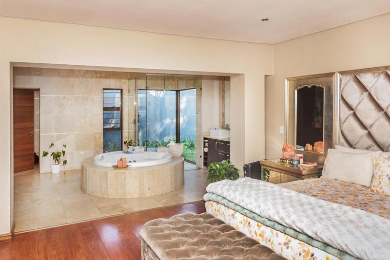 4 Bedroom Property for Sale in Bedfordview Gauteng