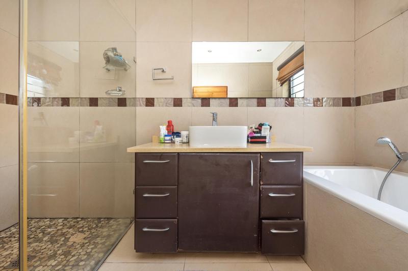 4 Bedroom Property for Sale in Bedfordview Gauteng