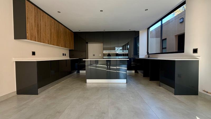 To Let 4 Bedroom Property for Rent in Houghton Estate Gauteng