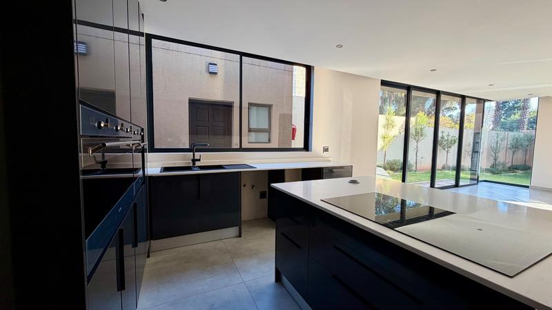 To Let 4 Bedroom Property for Rent in Houghton Estate Gauteng