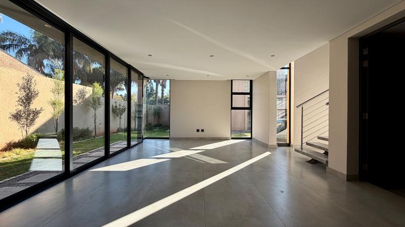 To Let 4 Bedroom Property for Rent in Houghton Estate Gauteng