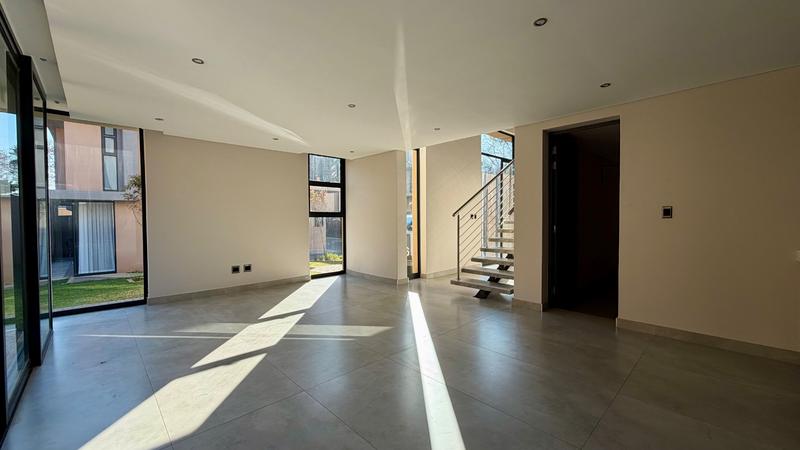 To Let 4 Bedroom Property for Rent in Houghton Estate Gauteng