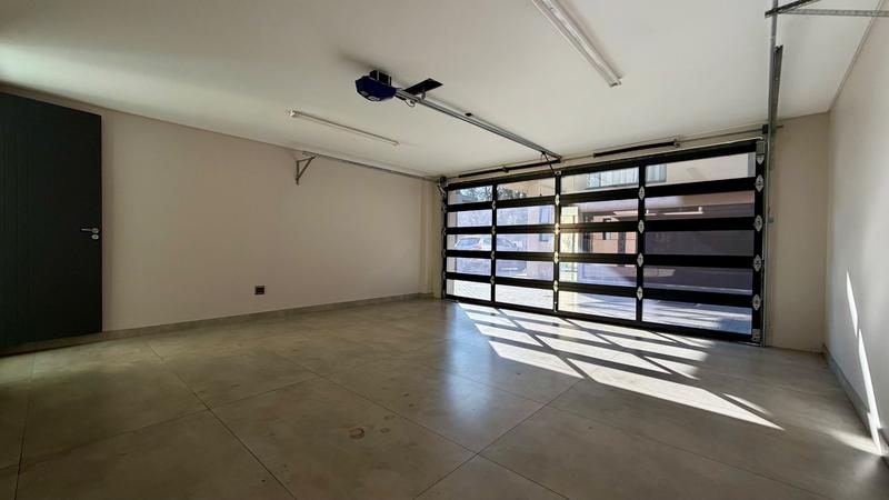 To Let 4 Bedroom Property for Rent in Houghton Estate Gauteng