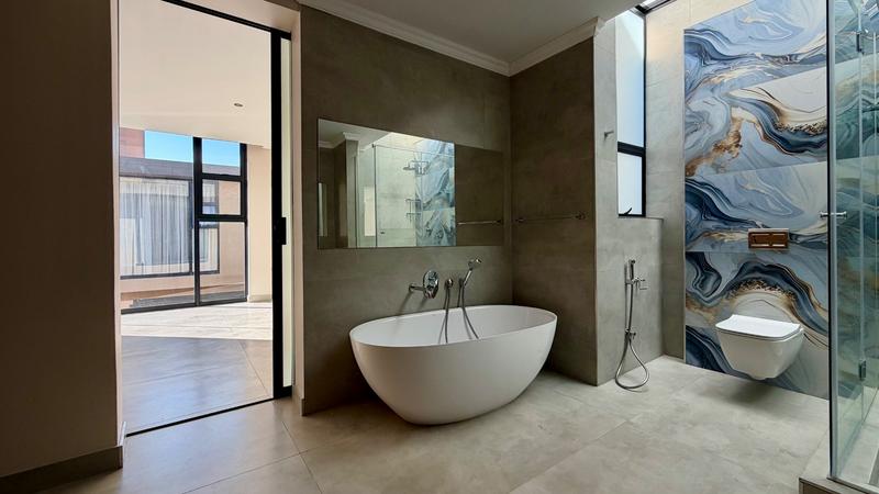To Let 4 Bedroom Property for Rent in Houghton Estate Gauteng