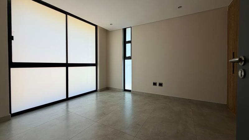 To Let 4 Bedroom Property for Rent in Houghton Estate Gauteng