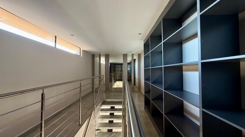 To Let 4 Bedroom Property for Rent in Houghton Estate Gauteng