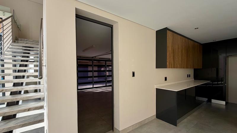 To Let 4 Bedroom Property for Rent in Houghton Estate Gauteng