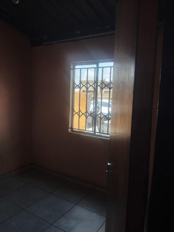 2 Bedroom Property for Sale in Palm Ridge Gauteng