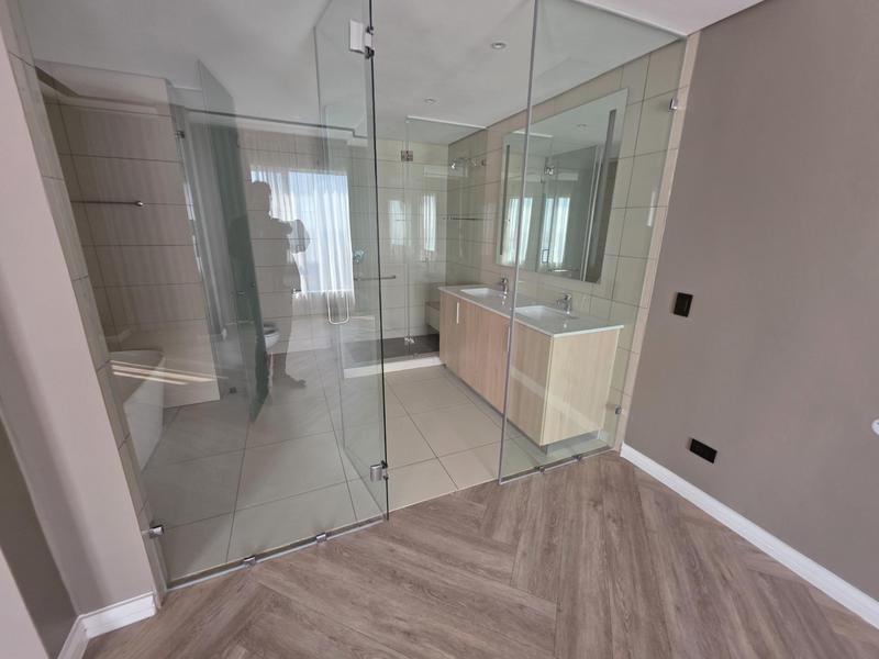 To Let 3 Bedroom Property for Rent in Benmore Gardens Gauteng