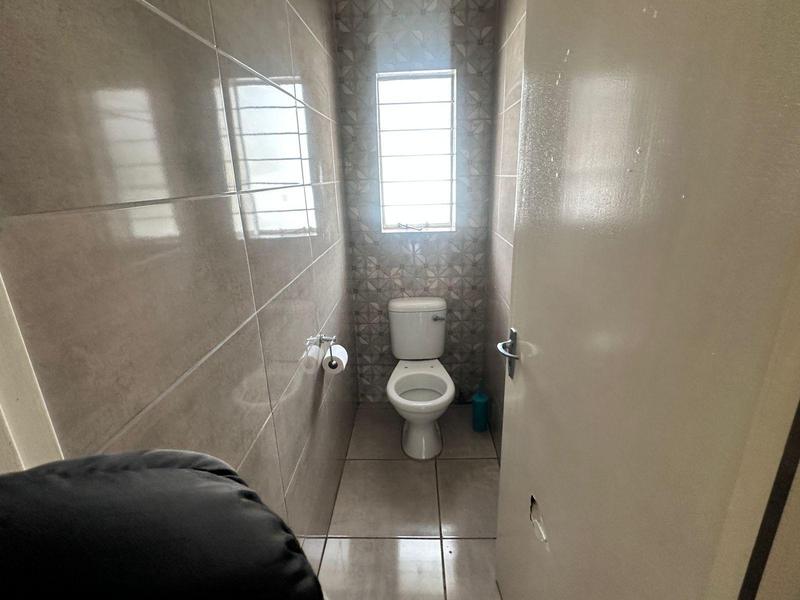 4 Bedroom Property for Sale in Atholl Gauteng