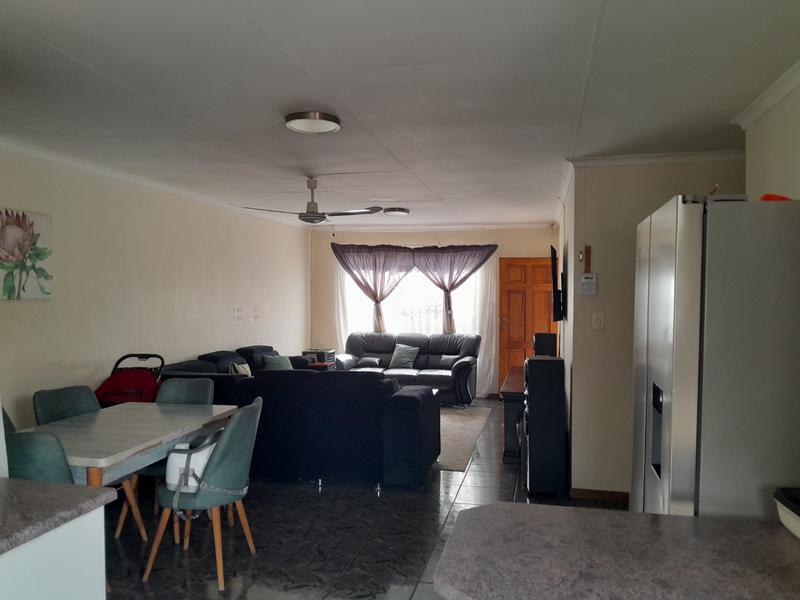 3 Bedroom Property for Sale in The Orchards Gauteng