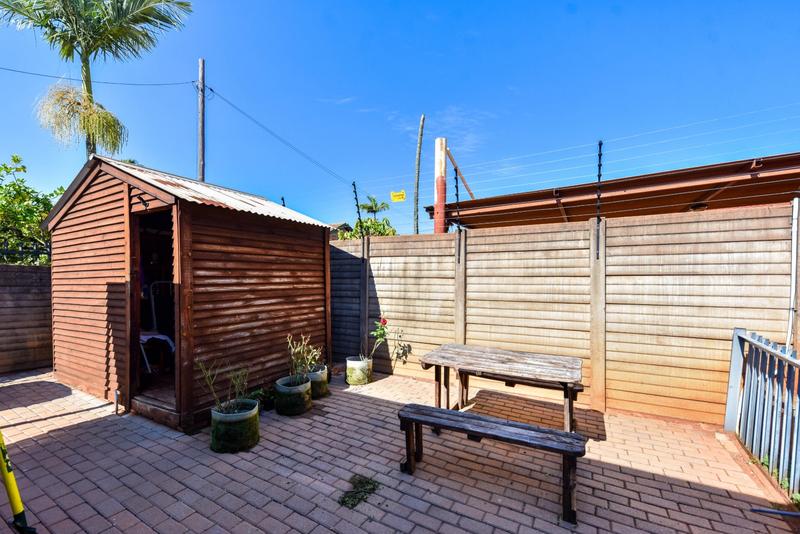 2 Bedroom Property for Sale in Dorandia Gauteng