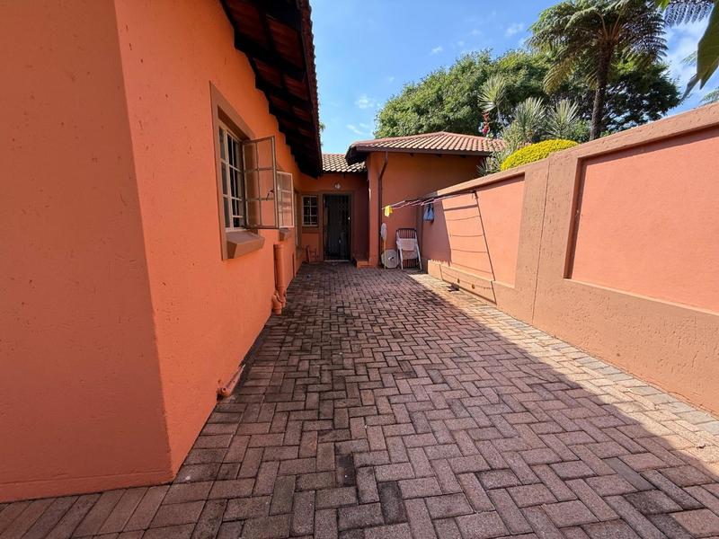 2 Bedroom Property for Sale in Florauna Gauteng