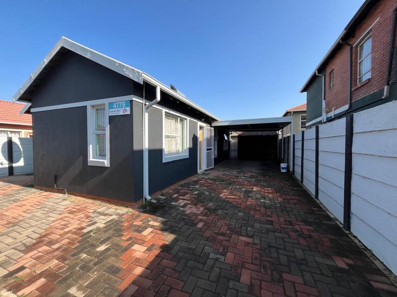 3 Bedroom Property for Sale in Albertsdal Gauteng