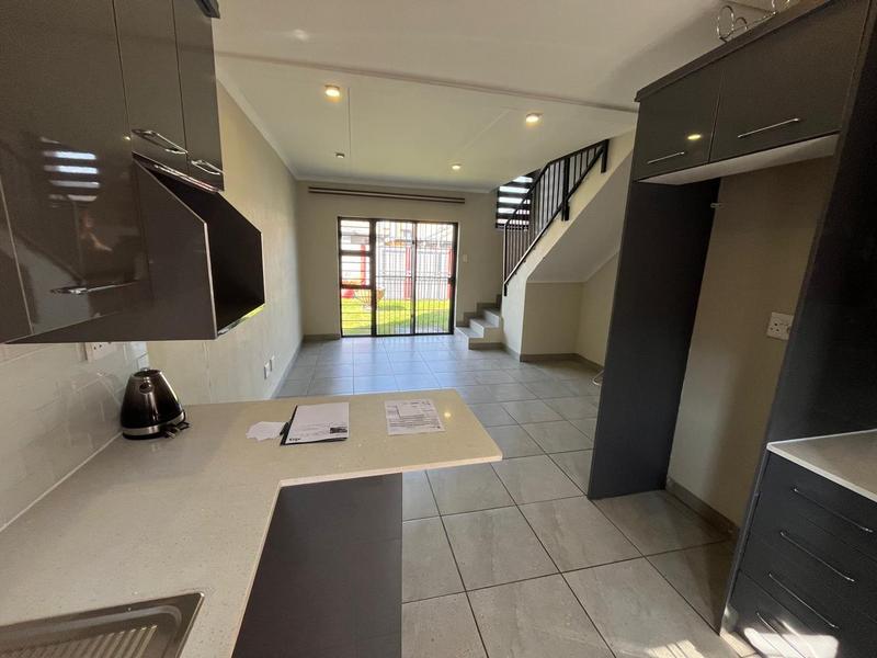 3 Bedroom Property for Sale in Albertsdal Gauteng