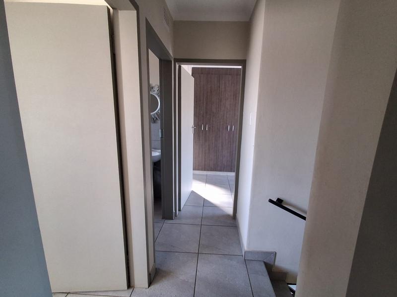 3 Bedroom Property for Sale in Albertsdal Gauteng