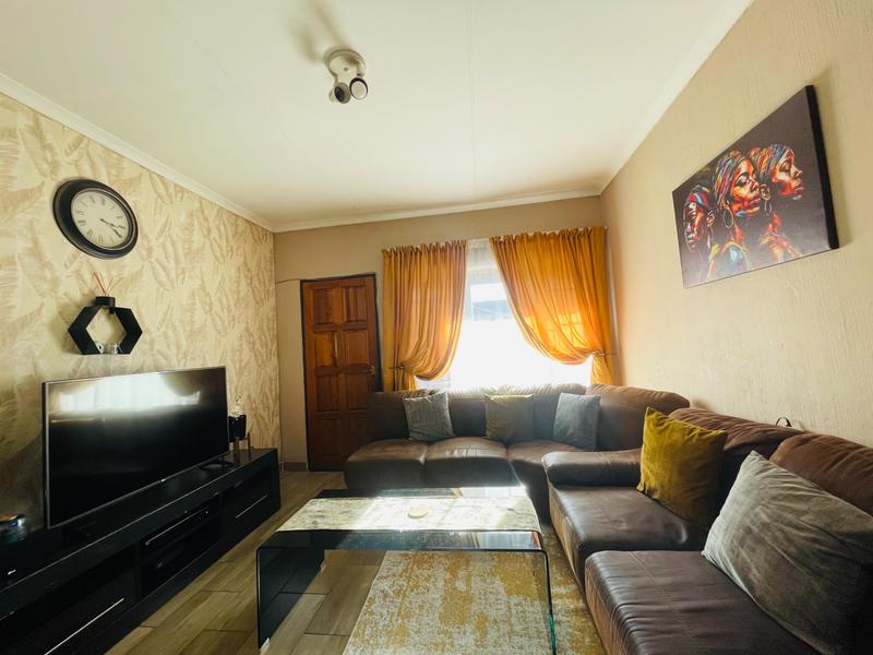 2 Bedroom Property for Sale in Germiston West Gauteng