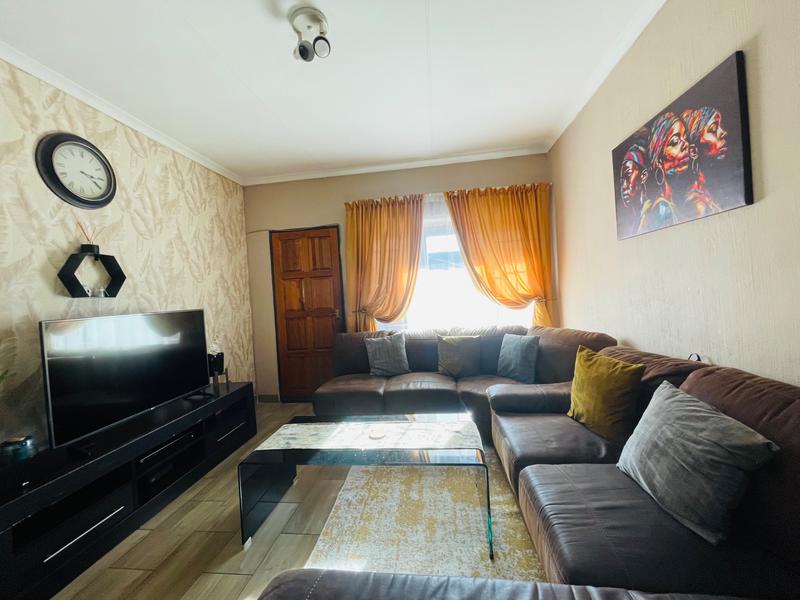 2 Bedroom Property for Sale in Germiston West Gauteng