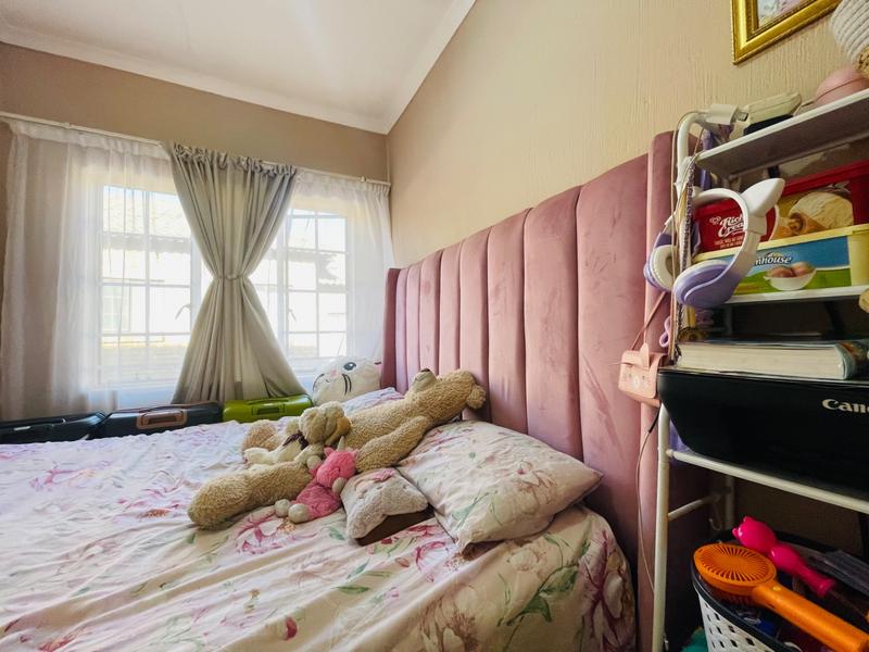 2 Bedroom Property for Sale in Germiston West Gauteng